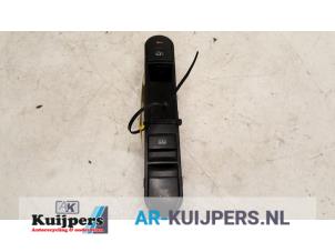 Used Central locking switch Audi TT Roadster (8N9) 1.8 20V Turbo Quattro Price € 39,00 Margin scheme offered by Autorecycling Kuijpers