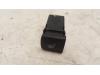 Seat heating switch from a Saab 9-3 I (YS3D), 1998 / 2003 2.0t 16V Ecopower, Convertible, Petrol, 1.985cc, 110kW (150pk), FWD, B205E, 2001-01 / 2002-09 2002