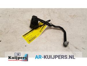 Usados Interruptor de regulador de altura BMW 7 serie (E65/E66/E67) 735i,Li 3.6 V8 32V Precio € 25,00 Norma de margen ofrecido por Autorecycling Kuijpers