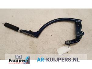 Used Boot lid hinge Ford Focus 3 1.6 EcoBoost 16V 150 Price € 25,00 Margin scheme offered by Autorecycling Kuijpers