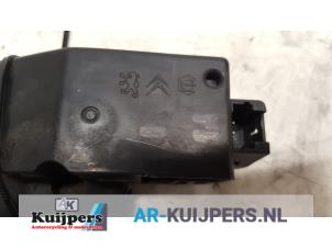 Used Tailgate lock mechanism Peugeot 206 SW (2E/K) 1.6 16V Price € 25,00 Margin scheme offered by Autorecycling Kuijpers