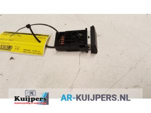 Used Fog light switch Hyundai Getz 1.5 CRDi 12V Price € 10,00 Margin scheme offered by Autorecycling Kuijpers