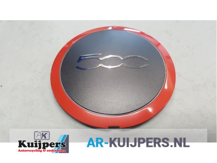 Fiat 500 Hub caps stock
