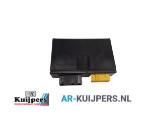 Usados Ordenador de capota Peugeot 206 CC (2D) 2.0 16V Precio € 49,00 Norma de margen ofrecido por Autorecycling Kuijpers