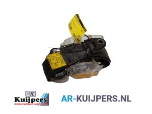 Used Front seatbelt, right Hyundai i30 Crosswagon (WWH) 1.6 CRDi 16V VGT HP Price € 35,00 Margin scheme offered by Autorecycling Kuijpers