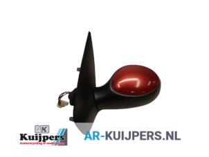 Used Wing mirror, left Peugeot 206 (2A/C/H/J/S) 1.4 XR,XS,XT,Gentry Price € 20,00 Margin scheme offered by Autorecycling Kuijpers