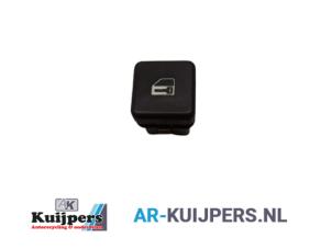 Used Switch BMW 5 serie (E39) 520i 24V Price € 10,00 Margin scheme offered by Autorecycling Kuijpers
