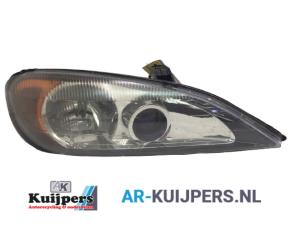 Used Headlight, right Nissan Primera (P11) 1.8 16V Price € 29,00 Margin scheme offered by Autorecycling Kuijpers