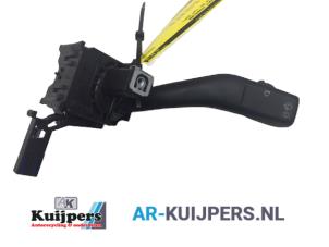 Used Wiper switch Volkswagen Golf Plus (5M1/1KP) 1.9 TDI 105 Price € 15,00 Margin scheme offered by Autorecycling Kuijpers
