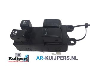 Used Multi-functional window switch Nissan Almera (N16) 1.5 16V Price € 15,00 Margin scheme offered by Autorecycling Kuijpers