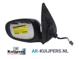 Used Wing mirror, left Nissan Almera (N16) 1.5 16V Price € 25,00 Margin scheme offered by Autorecycling Kuijpers