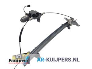 Used Window mechanism 4-door, front right Nissan Almera (N16) 1.5 16V Price € 29,00 Margin scheme offered by Autorecycling Kuijpers