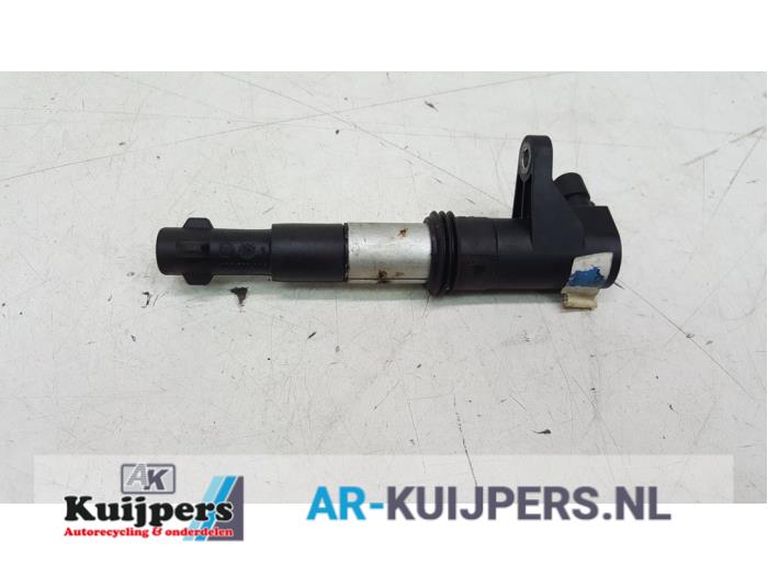 Pen ignition coil from a Fiat Stilo (192A/B) 2.4 20V Abarth 3-Drs. 2004