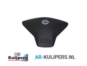Używane Poduszka powietrzna lewa (kierownica) Fiat Stilo (192A/B) 2.4 20V Abarth 3-Drs. Cena € 25,00 Procedura marży oferowane przez Autorecycling Kuijpers