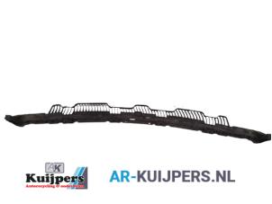 Used Rear bumper component, central Volkswagen Golf VII (AUA) 1.4 TSI 16V Price € 15,00 Margin scheme offered by Autorecycling Kuijpers