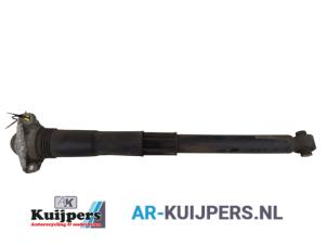 Used Rear shock absorber, left Volkswagen Golf VII (AUA) 1.4 TSI 16V Price € 30,00 Margin scheme offered by Autorecycling Kuijpers