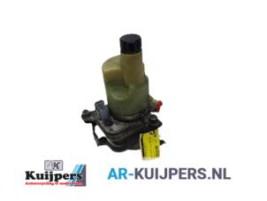 Usagé Pompe de direction Volvo C30 (EK/MK) 2.0 D 16V Prix € 75,00 Règlement à la marge proposé par Autorecycling Kuijpers