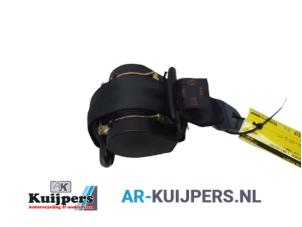 Usagé Ceinture de sécurité arrière gauche Peugeot 206 (2A/C/H/J/S) 1.6 16V Prix € 25,00 Règlement à la marge proposé par Autorecycling Kuijpers