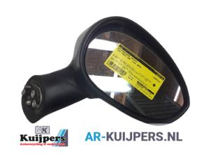 Używane Lusterko zewnetrzne prawe Fiat Grande Punto (199) 1.4 Cena € 20,00 Procedura marży oferowane przez Autorecycling Kuijpers