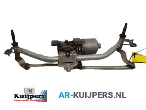Used Wiper motor + mechanism Peugeot 208 I (CA/CC/CK/CL) 1.2 Vti 12V PureTech 82 Price € 40,00 Margin scheme offered by Autorecycling Kuijpers
