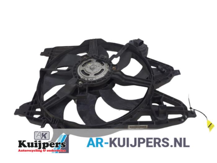 Używane Wentylator Nissan Kubistar (F10) 1.5 dCi 70 Cena € 35,00 Procedura marży oferowane przez Autorecycling Kuijpers