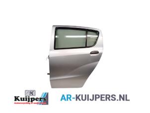 Usagé Porte arrière gauche Daihatsu Cuore (L251/271/276) 1.0 12V DVVT Prix € 65,00 Règlement à la marge proposé par Autorecycling Kuijpers