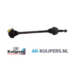 Usagé Arbre de transmission arrière droit Volkswagen Touareg (7LA/7L6) 5.0 TDI V10 Prix € 60,00 Règlement à la marge proposé par Autorecycling Kuijpers