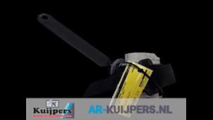 Used Front seatbelt, left Opel Tigra (75) 1.4i 16V Price € 15,00 Margin scheme offered by Autorecycling Kuijpers
