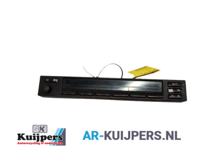 Begagnade Innerdisplay BMW 7 serie (E38) 740i/iL 4.0 V8 32V Pris € 45,00 Marginaltabell erbjuds av Autorecycling Kuijpers