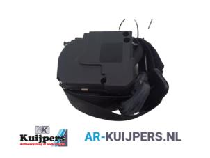 Used Front seatbelt, right Opel Corsa C (F08/68) 1.0 12V Twin Port Price € 10,00 Margin scheme offered by Autorecycling Kuijpers