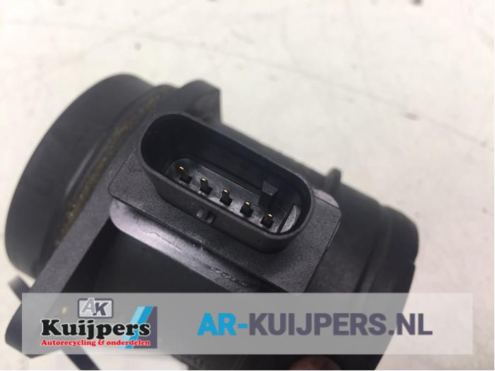 Luftmassenmesser van een Hyundai Accent 1.5 CRDi VGT 16V 2007