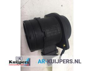 Luftmassenmesser van een Hyundai Accent 1.5 CRDi VGT 16V 2007
