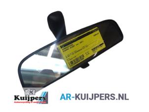 Używane Lusterko wewnetrzne Hyundai Accent 1.5 CRDi VGT 16V Cena € 10,00 Procedura marży oferowane przez Autorecycling Kuijpers