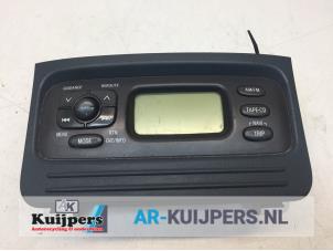 Used Radio Toyota Yaris Verso (P2) 1.3 16V Price € 24,00 Margin scheme offered by Autorecycling Kuijpers