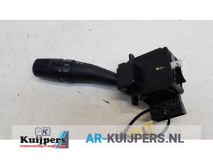 Gebrauchte Richtungsanzeiger Schalter Kia Cerato 1.6 16V Preis € 15,00 Margenregelung angeboten von Autorecycling Kuijpers