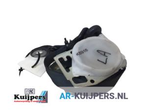 Used Rear seatbelt, left Nissan Almera (N16) 1.8 16V Price € 25,00 Margin scheme offered by Autorecycling Kuijpers
