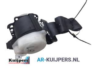 Used Rear seatbelt, left Toyota Yaris Verso (P2) 1.3 16V Price € 35,00 Margin scheme offered by Autorecycling Kuijpers