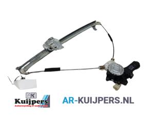 Used Window mechanism 2-door, front right Mitsubishi Pajero Hardtop (V1/2/3/4) 2.8 TD ic Price € 35,00 Margin scheme offered by Autorecycling Kuijpers