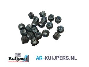 Used Set of wheel bolts Opel Insignia Mk.I 1.8 Ecotec 16V Price € 10,00 Margin scheme offered by Autorecycling Kuijpers