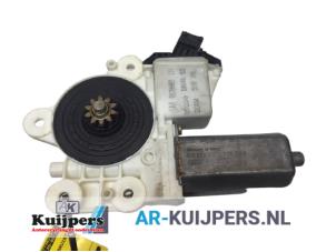 Used Door window motor Opel Vectra C 2.2 16V Price € 20,00 Margin scheme offered by Autorecycling Kuijpers