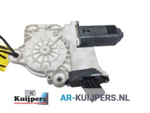 Usados Motor de ventanilla de puerta Opel Vectra C 2.2 16V Precio € 20,00 Norma de margen ofrecido por Autorecycling Kuijpers