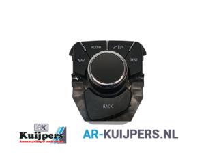 Używane Przelacznik interfejsu czlowiek-maszyna Opel Insignia Mk.I 1.8 Ecotec 16V Cena € 39,00 Procedura marży oferowane przez Autorecycling Kuijpers