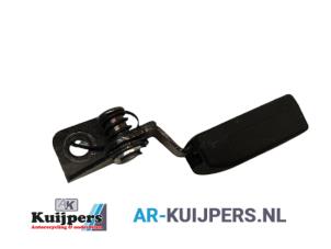 Usagé Insertion ceinture de sécurité arrière gauche Opel Insignia Mk.I 1.8 Ecotec 16V Prix € 15,00 Règlement à la marge proposé par Autorecycling Kuijpers