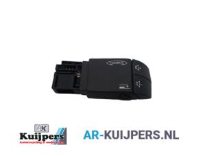 Used Steering wheel mounted radio control Renault Twingo II (CN) 1.5 dCi 90 FAP Price € 10,00 Margin scheme offered by Autorecycling Kuijpers