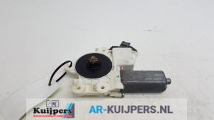 Used Door window motor Toyota Avensis Wagon (T25/B1E) 2.0 16V VVT-i D4 Price € 25,00 Margin scheme offered by Autorecycling Kuijpers