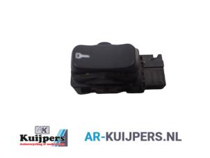 Used Central locking switch Saab 9-5 (YS3E) 3.0 t V6 24V Price € 15,00 Margin scheme offered by Autorecycling Kuijpers