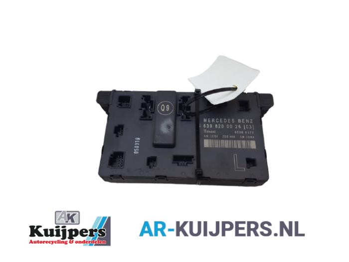 Używane Modul Comfort Mercedes Vito (639.6) 2.2 109 CDI 16V Cena € 34,00 Procedura marży oferowane przez Autorecycling Kuijpers