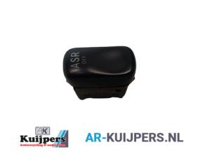 Used ASR switch Mercedes Vito (638.0) 2.2 CDI 112 16V Price € 10,00 Margin scheme offered by Autorecycling Kuijpers