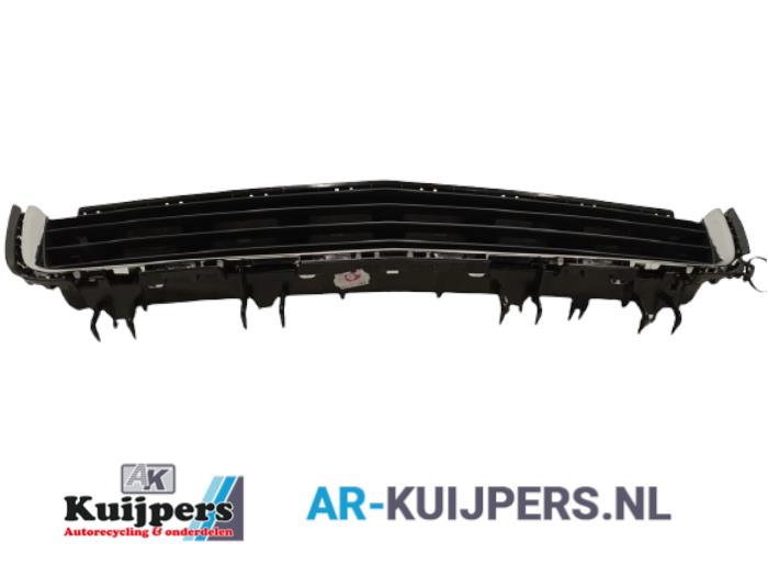 Używane Grill Opel Astra H (L48) Cena € 20,00 Procedura marży oferowane przez Autorecycling Kuijpers