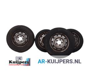 Used Set of wheels Opel Movano (4A1; 4A2; 4B2; 4B3; 4C2; 4C3) 3.0 CDTI 16V Price € 75,00 Margin scheme offered by Autorecycling Kuijpers